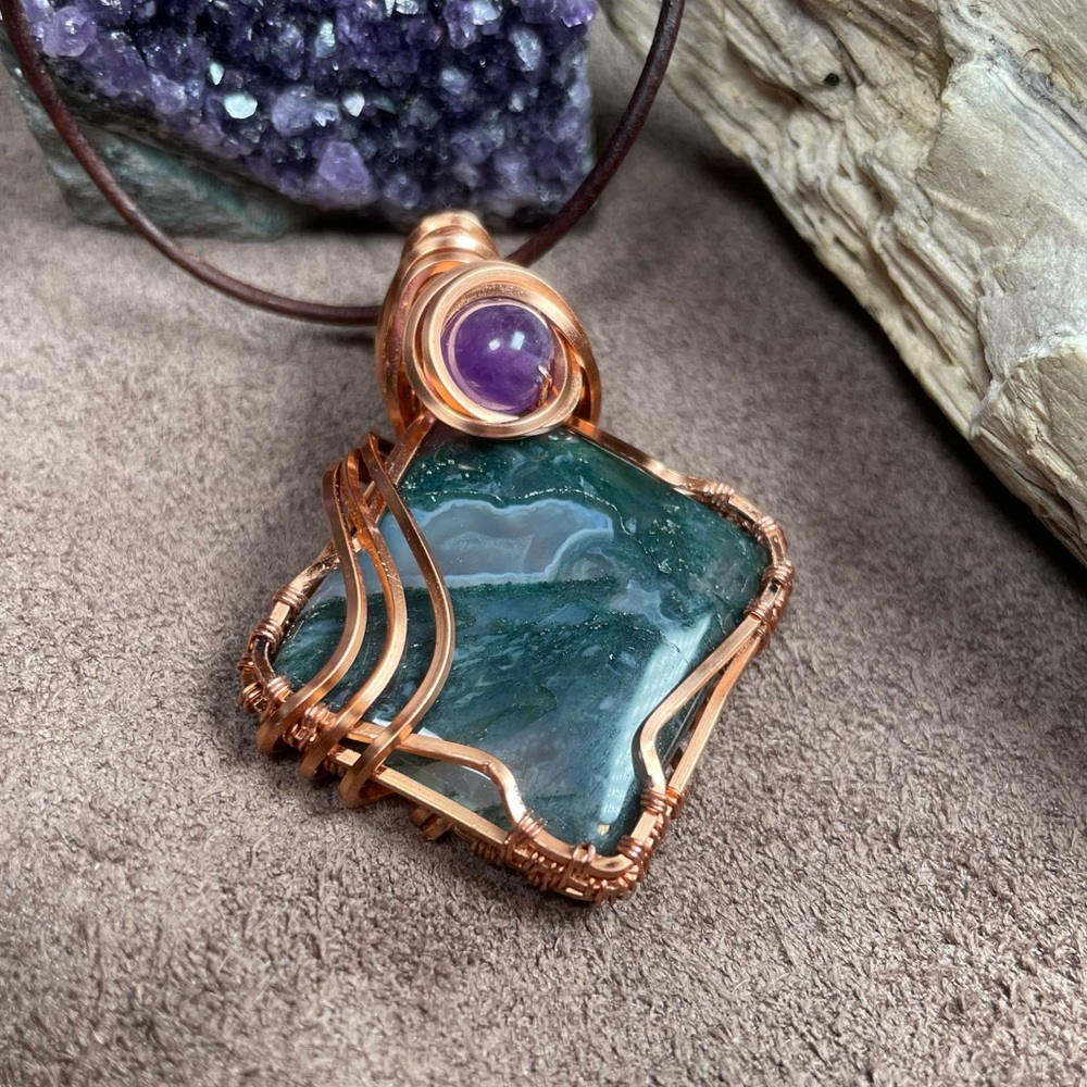 Moss Agate Crystal Pendant With Amethyst Leather Cord Artisan Boho - Picture 7 of 15